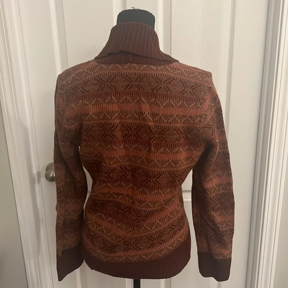 Patterned Madison Studio Sweater - Picture 3 of 3